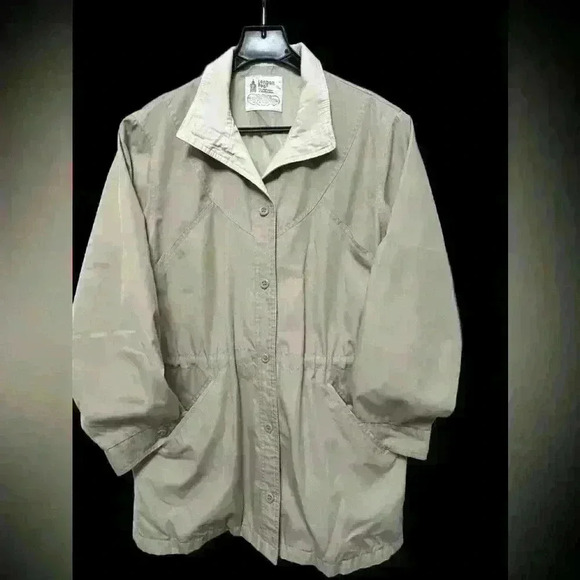 Lightweight London Fog jacket  Super soft, perfect for layering. - Picture 1 of 5